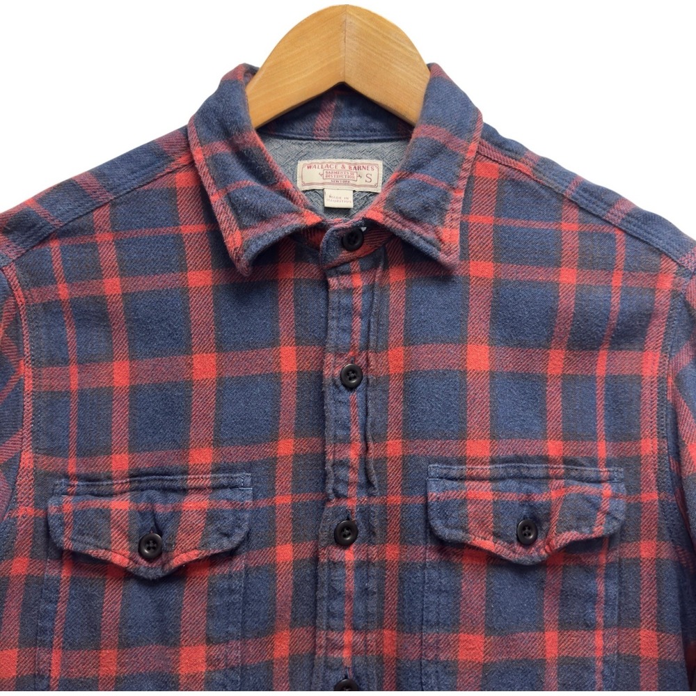Wallace & Barnes Men's Sz Small Navy Blue & Red Plaid Button Front Flannel Shirt